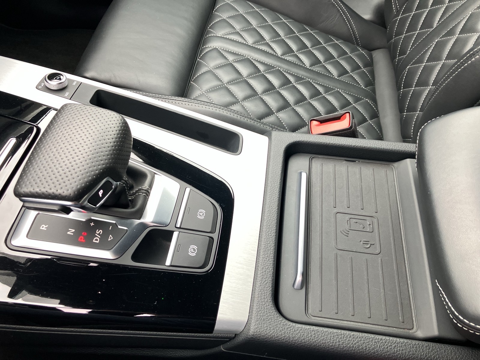 Fahrzeugabbildung Audi Q5 50 TDI qu S line Matrix Navi ACC AHK AVC SH