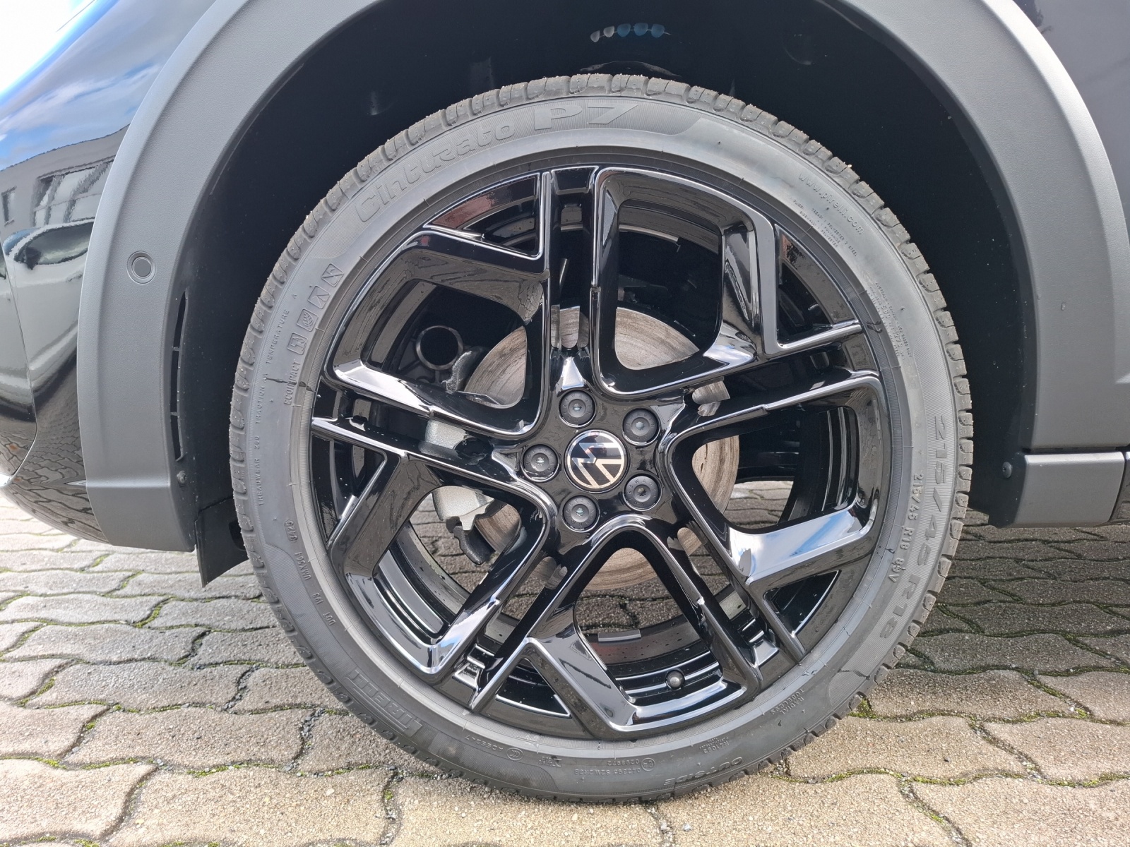 Fahrzeugabbildung Volkswagen Taigo R-Line LED Navi ACC DAB