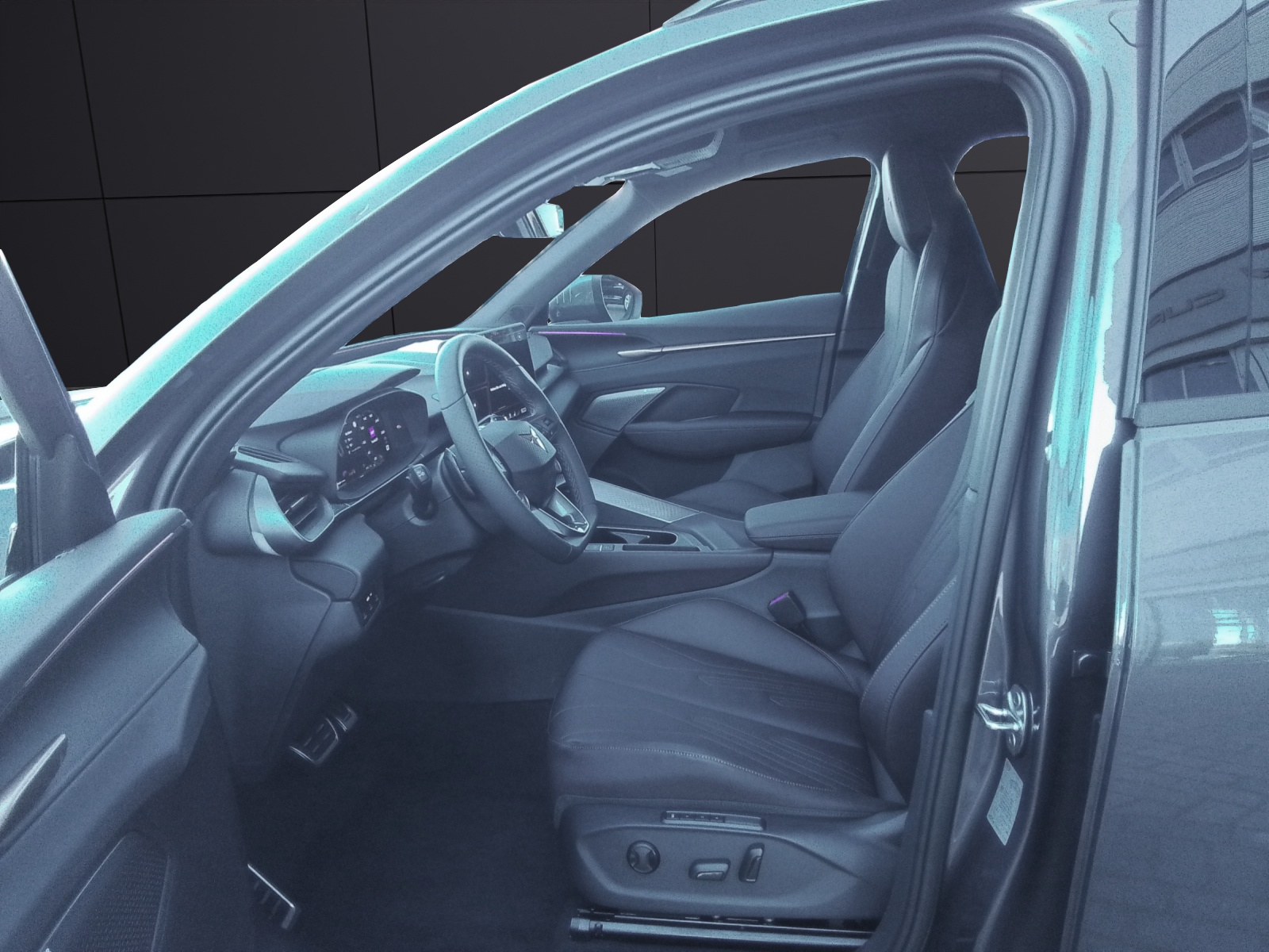 Fahrzeugabbildung CUPRA Terramar e-Hybrid 200 kW Matrix Pano Sennh.