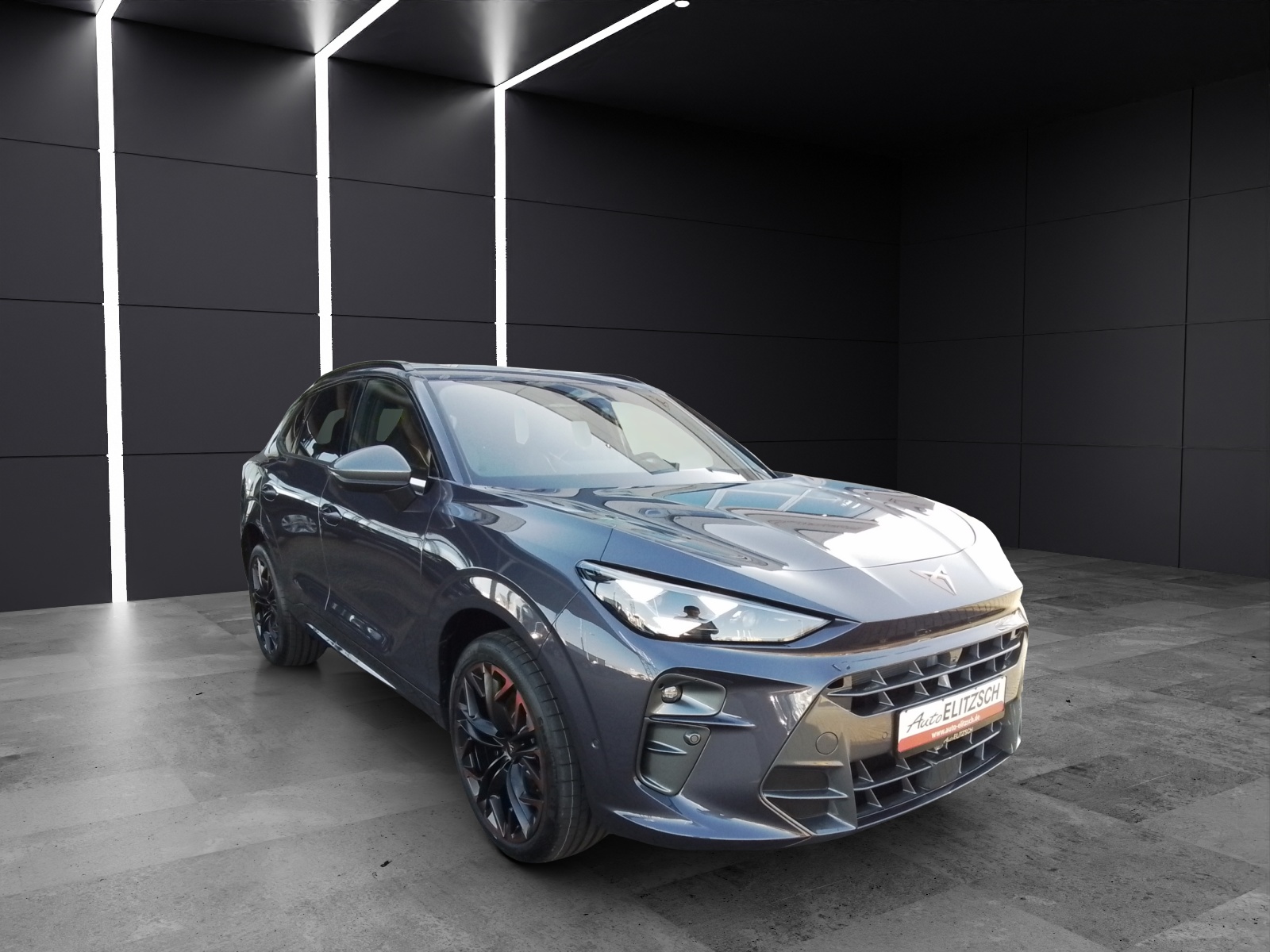 Fahrzeugabbildung CUPRA Terramar e-Hybrid 200 kW Matrix Pano Sennh.