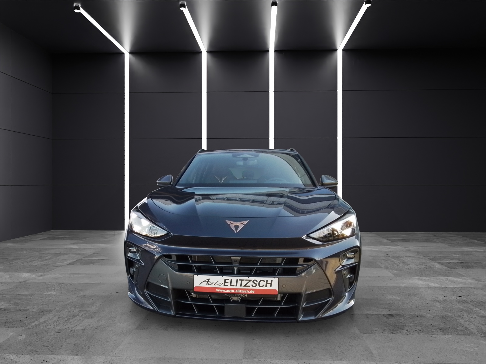 Fahrzeugabbildung CUPRA Terramar e-Hybrid 200 kW Matrix Pano Sennh.