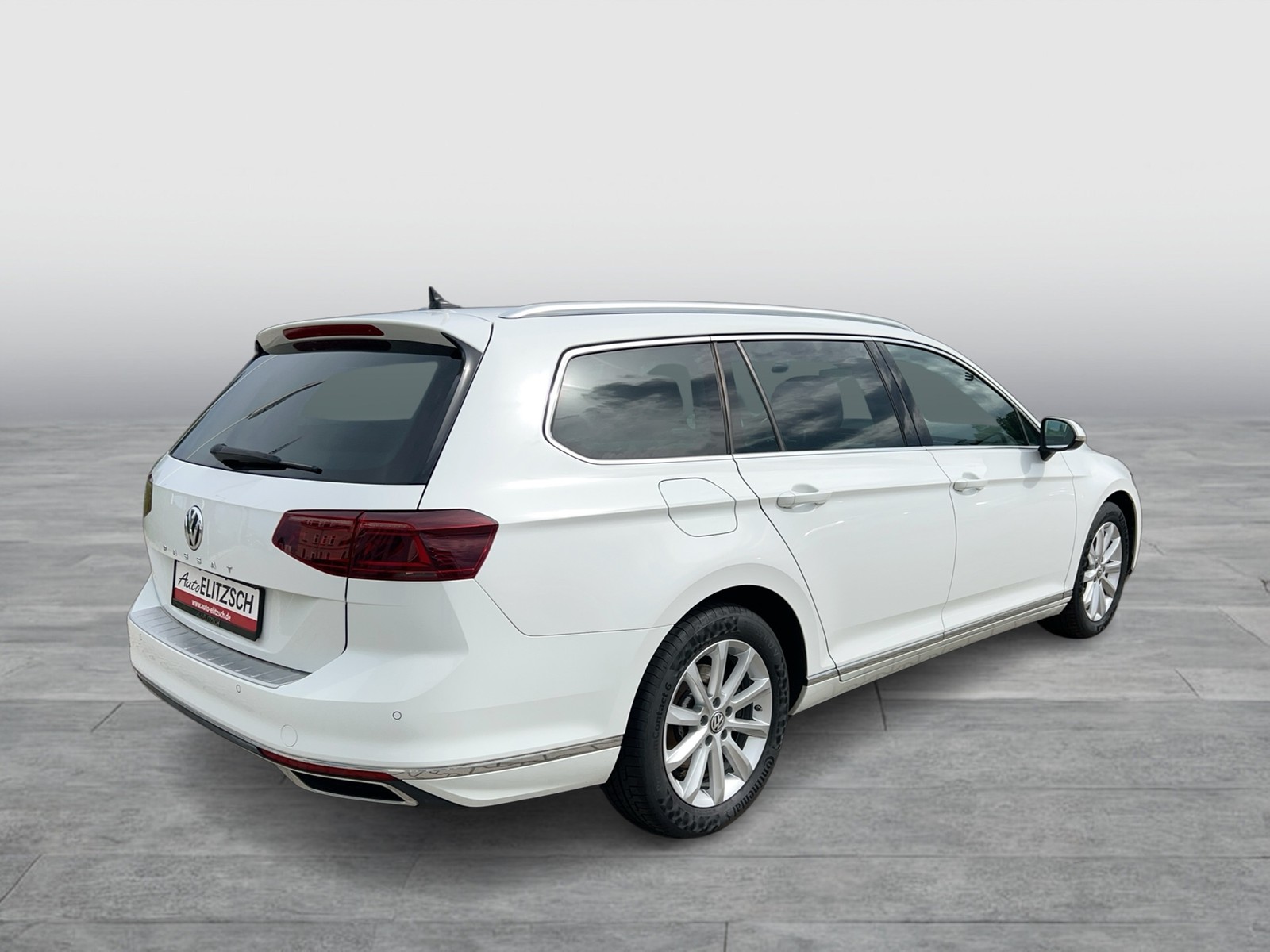 Fahrzeugabbildung Volkswagen Passat Variant Elegance TDI DSG Matrix Standh. AHK SHZ