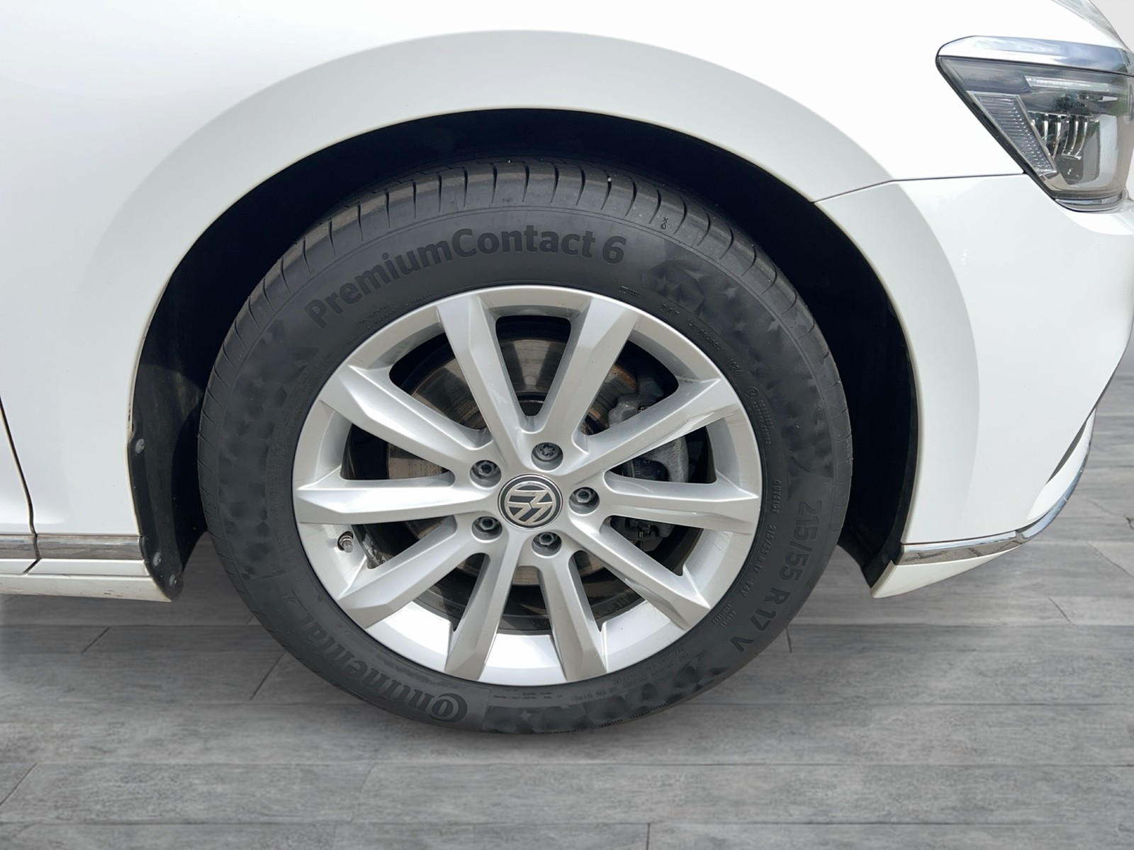 Fahrzeugabbildung Volkswagen Passat Variant Elegance TDI DSG Matrix Standh. AHK SHZ