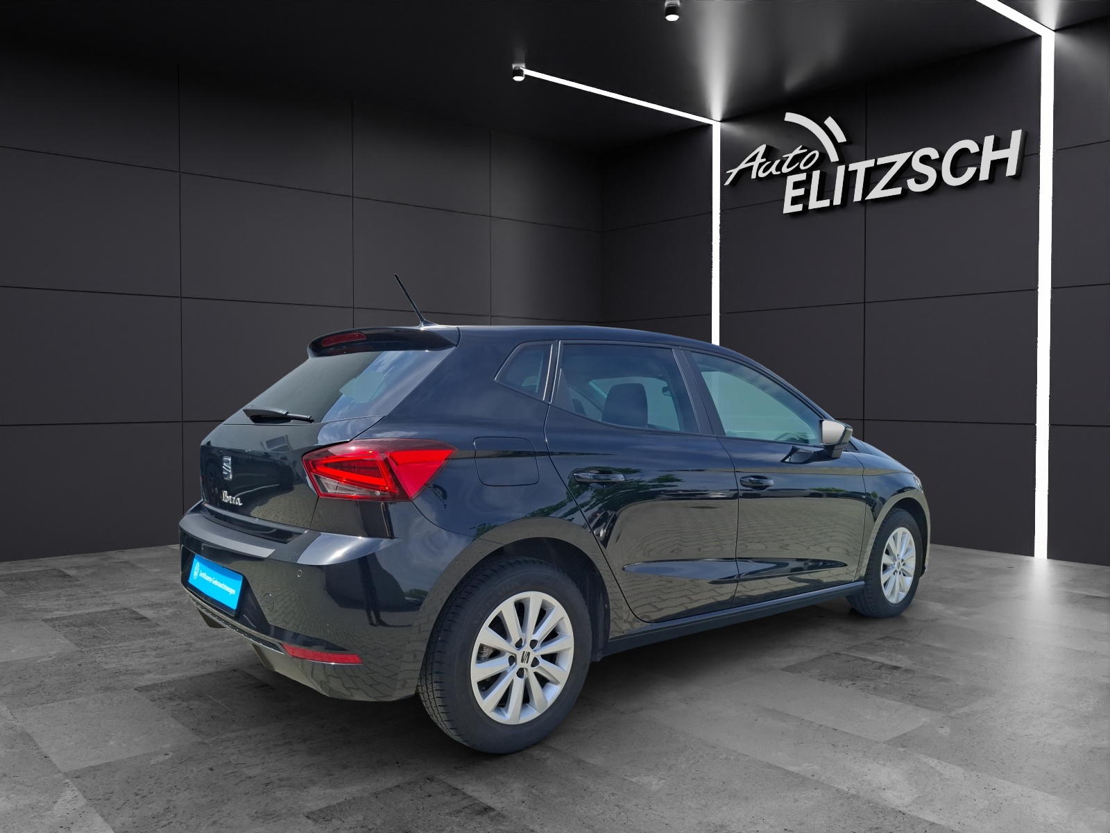 Fahrzeugabbildung SEAT Ibiza TSI Style LED Navi VC ACC RFK SH LM
