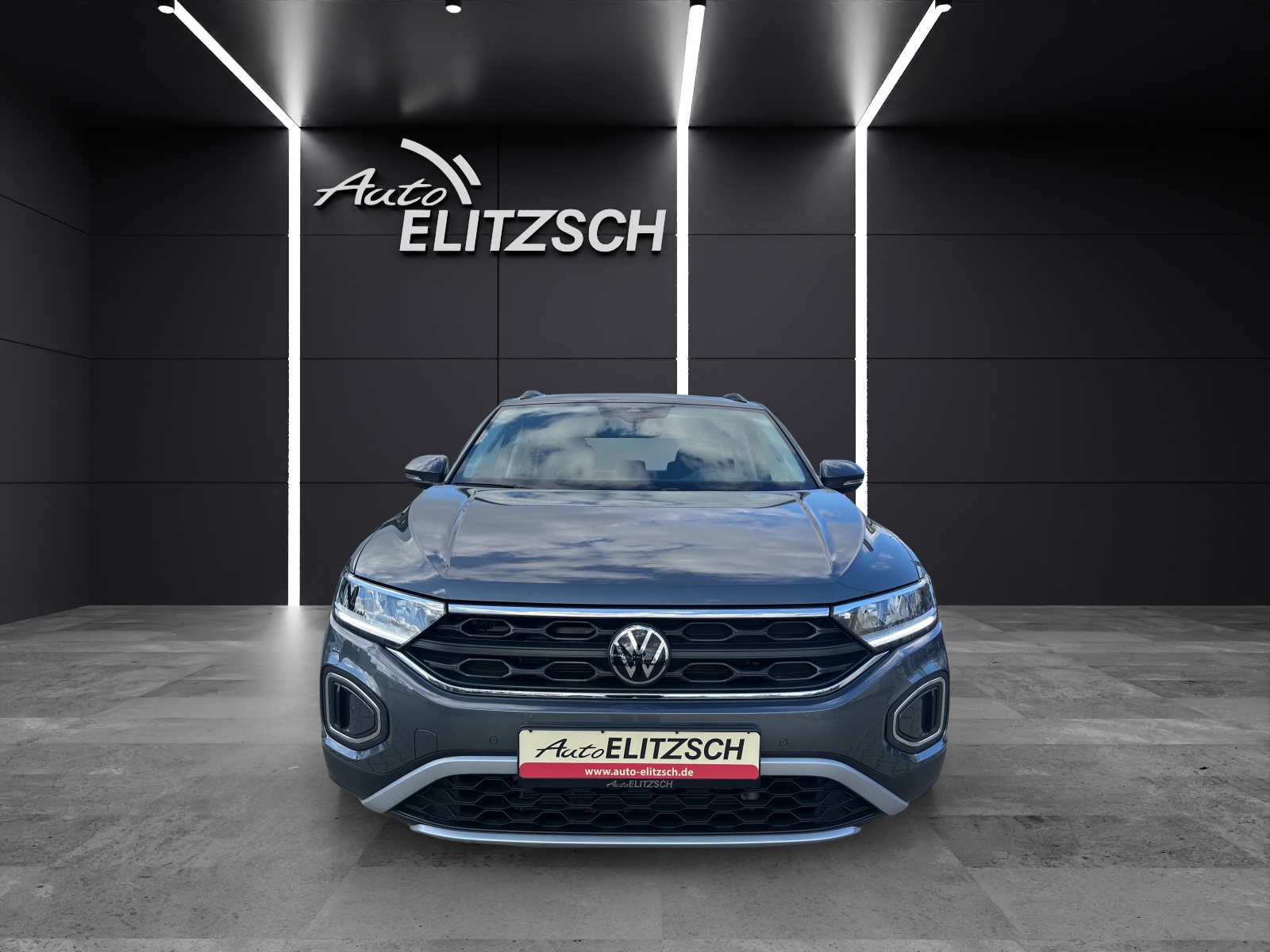Fahrzeugabbildung Volkswagen T-Roc 1.0 TSI Life LED DAB+ APP CONNECT