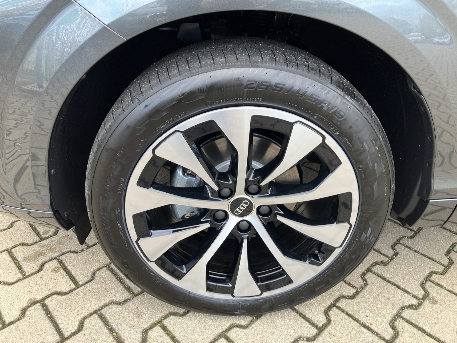 Fahrzeugabbildung Audi Q3 TFSI S tronic MATRIX PANO ACC