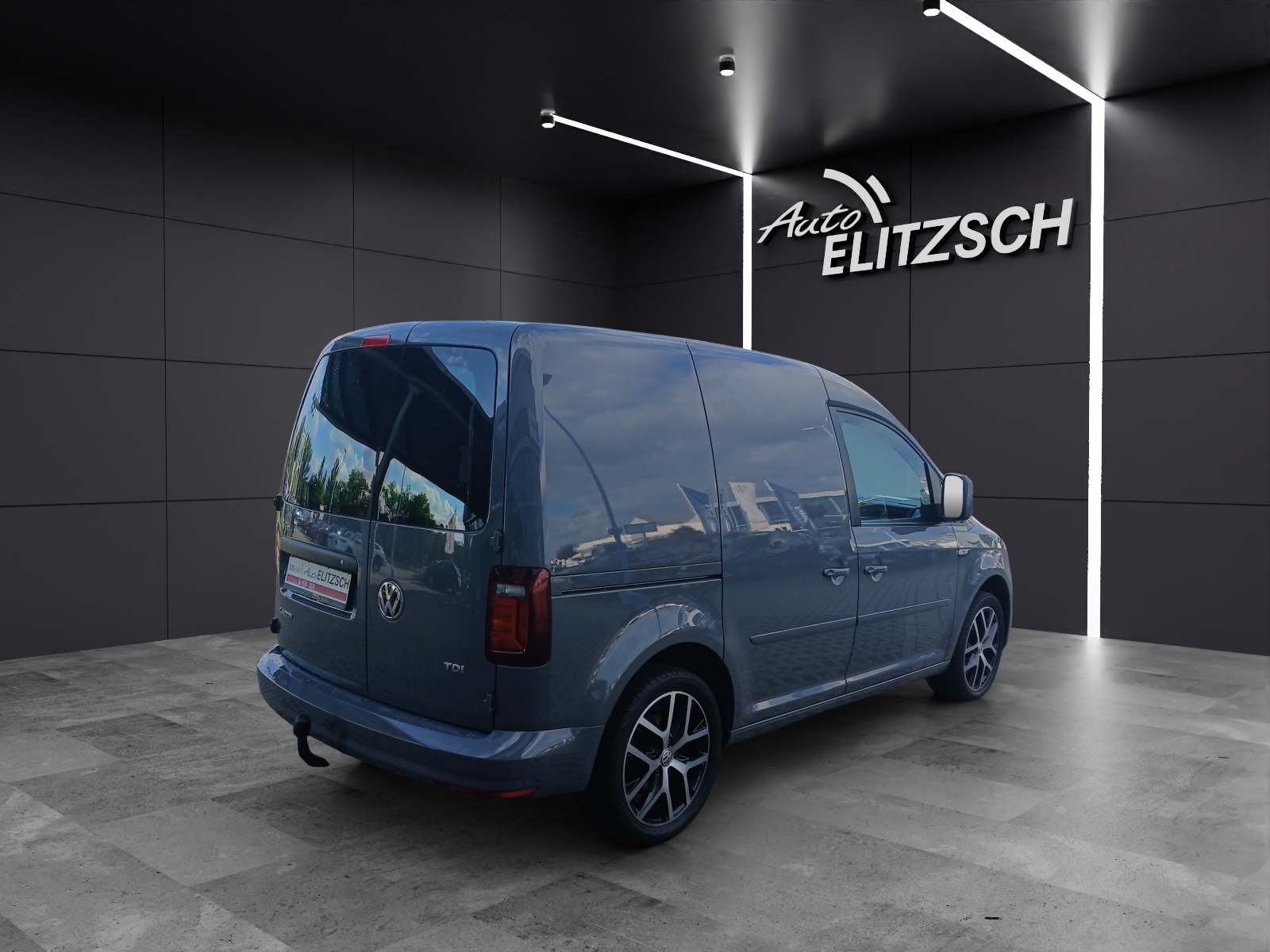 Fahrzeugabbildung Volkswagen Caddy Kasten TDI DSG EcoProfi STH Xenon AHK Klima GRA SH LM