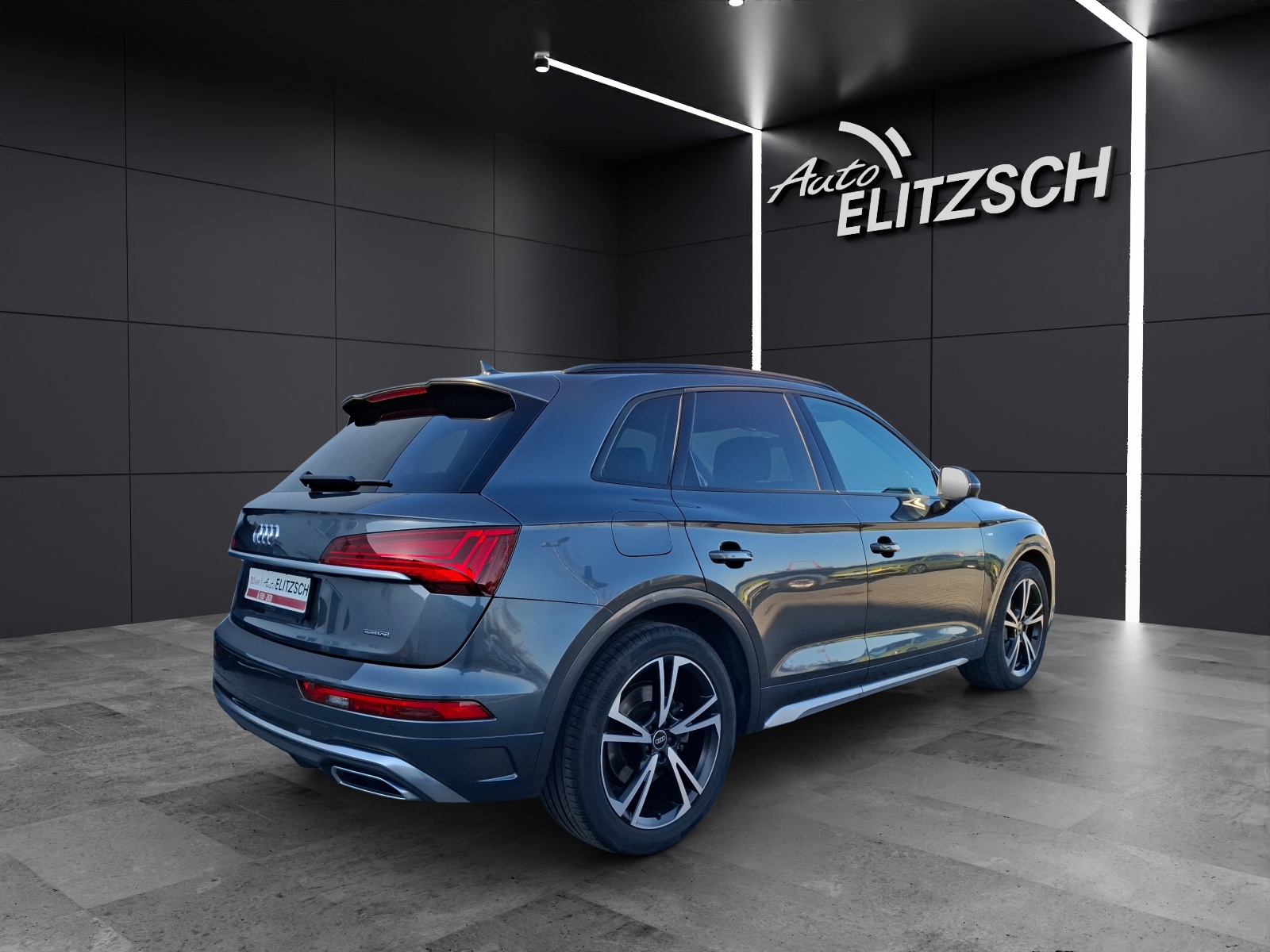 Fahrzeugabbildung Audi Q5 40 TFSI quattro S-line S-tronic Matrix Luft Navi AVC ACC SH 20