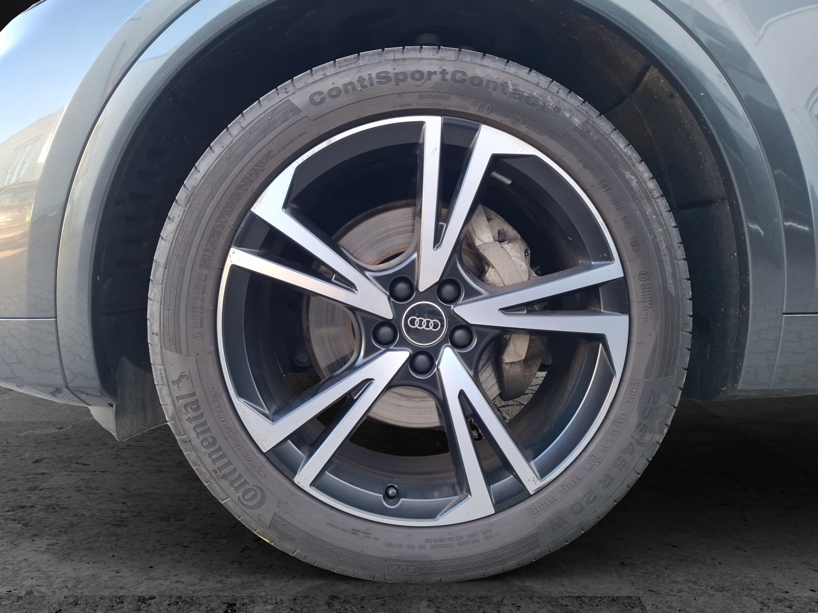 Fahrzeugabbildung Audi Q5 40 TFSI quattro S-line S-tronic Matrix Luft Navi AVC ACC SH 20