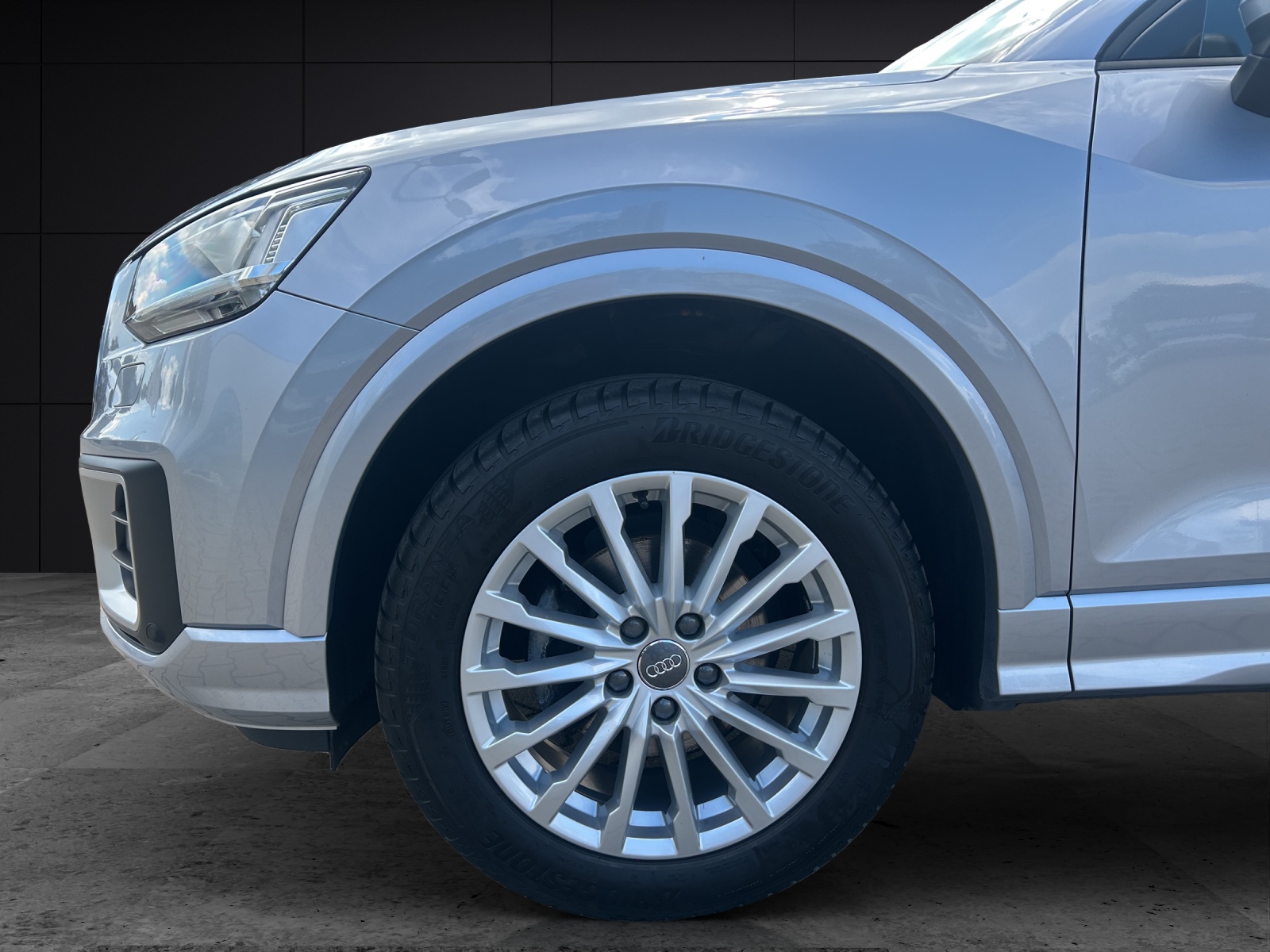 Fahrzeugabbildung Audi Q2 35 TFSI design S tronic LED NAVI SHZ GRA