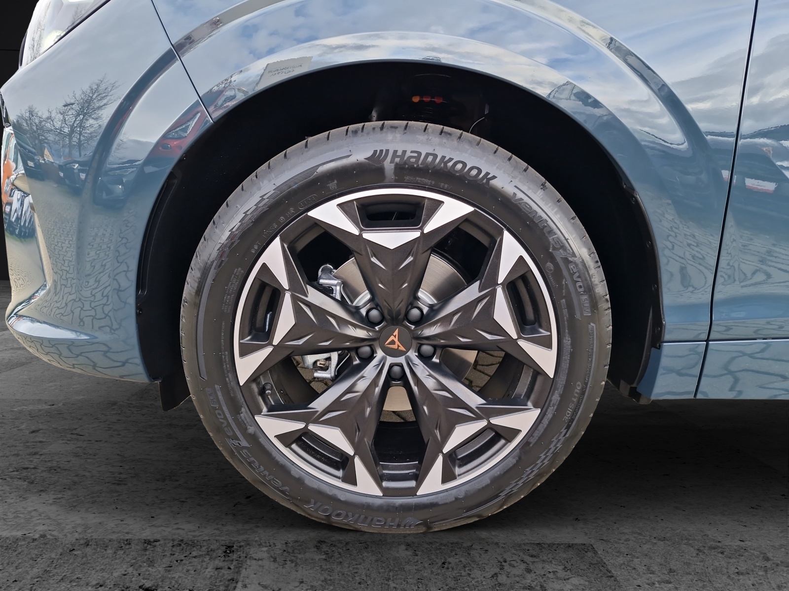 Fahrzeugabbildung CUPRA Terramar 1.5 eTSI 110 kW DSG KAMERA LED NAVI