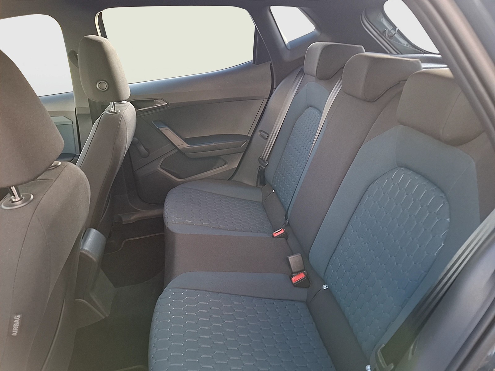 Fahrzeugabbildung SEAT Ibiza TSI Style LED CarPlay GRA PDC SHZ LM