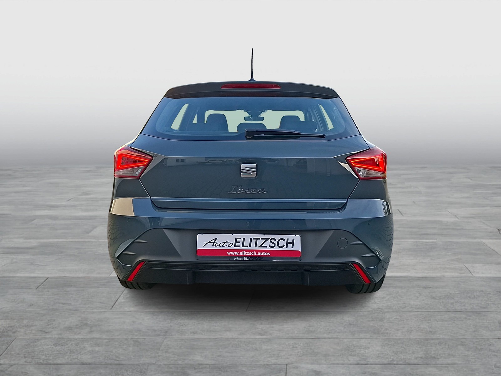 Fahrzeugabbildung SEAT Ibiza TSI Style LED CarPlay GRA PDC SHZ LM
