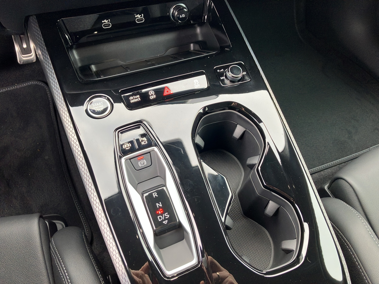 Fahrzeugabbildung Audi Audi A5 Avant TFSI quattro 150 kW edition one