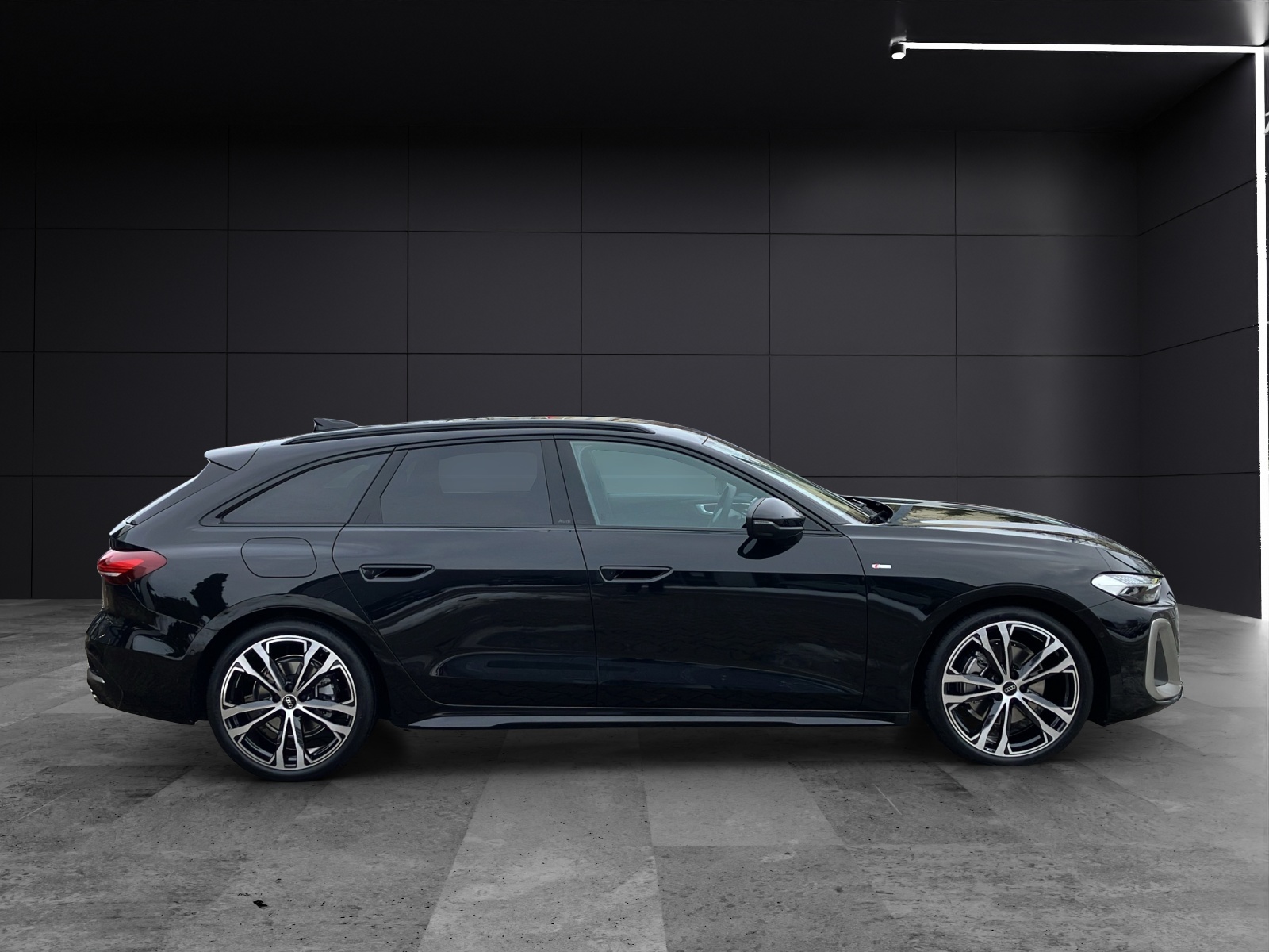 Fahrzeugabbildung Audi Audi A5 Avant TFSI quattro 150 kW edition one