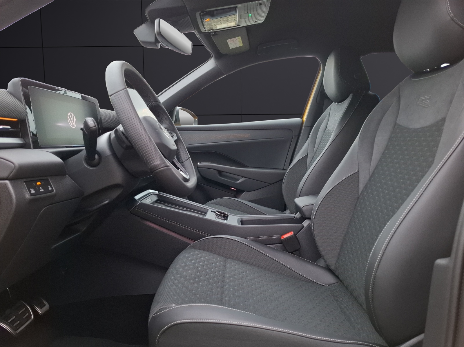 Fahrzeugabbildung Volkswagen T-Roc R-Line LED DAB ACC