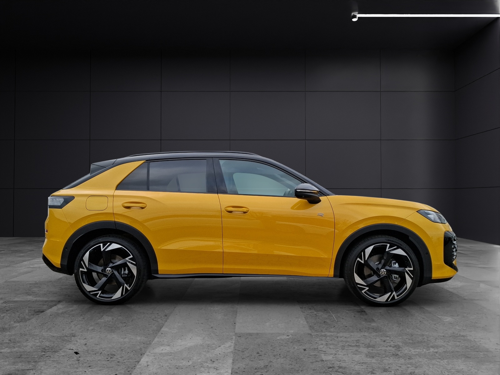 Fahrzeugabbildung Volkswagen T-Roc R-Line LED DAB ACC