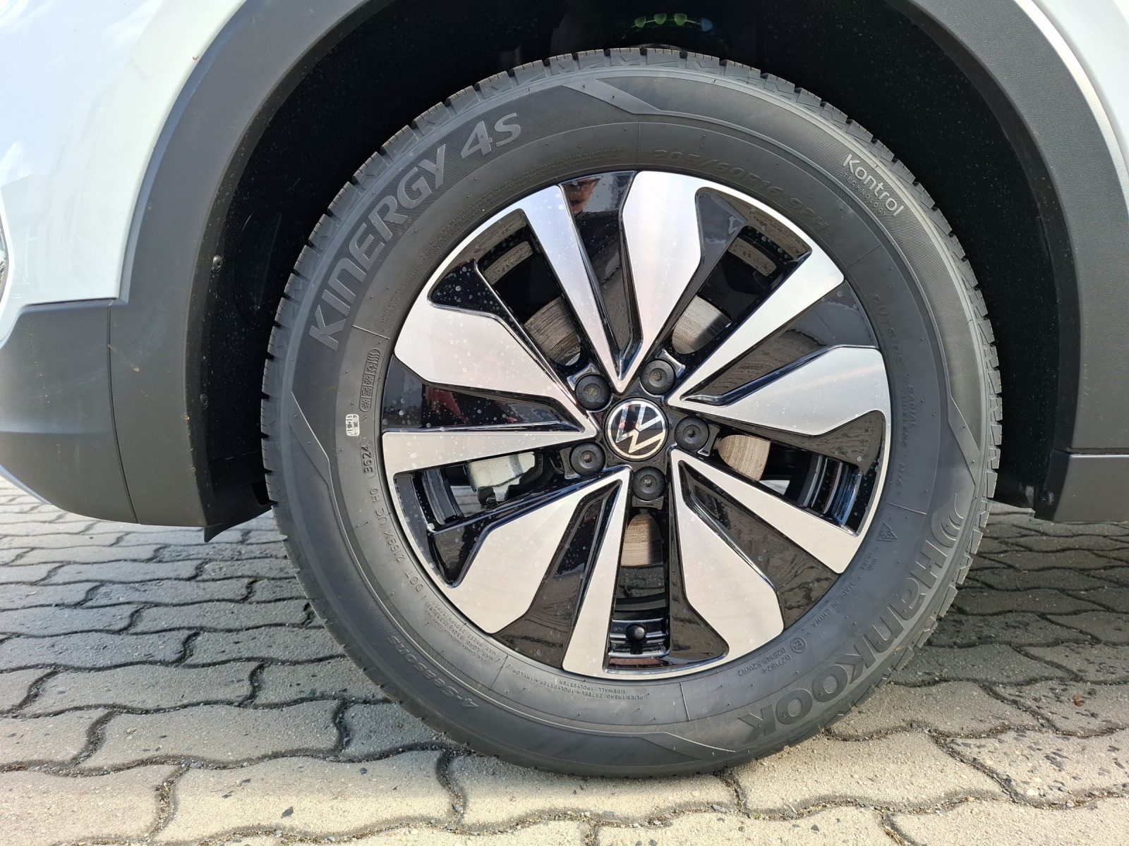 Fahrzeugabbildung Volkswagen T-Cross 1.5l TSI Goal IQ-LED NAVI KESSY KAMERA