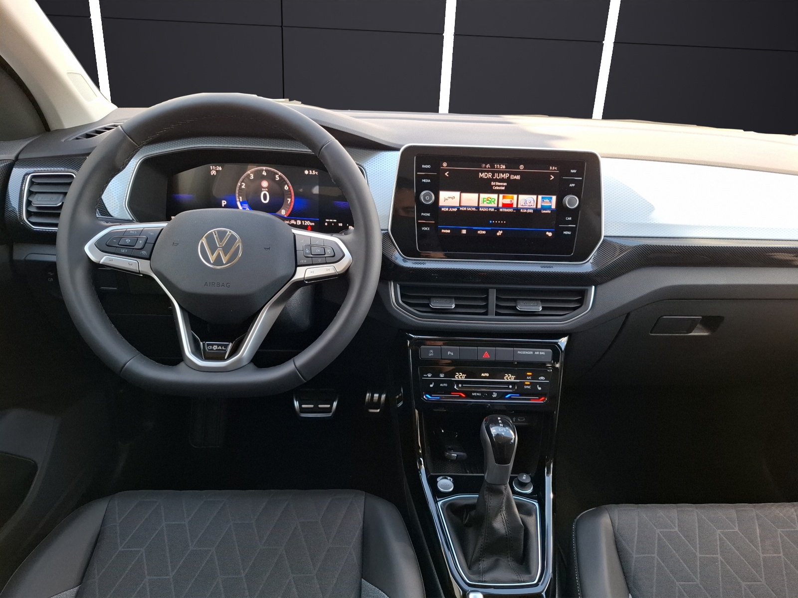 Fahrzeugabbildung Volkswagen T-Cross 1.5l TSI Goal IQ-LED NAVI KESSY KAMERA