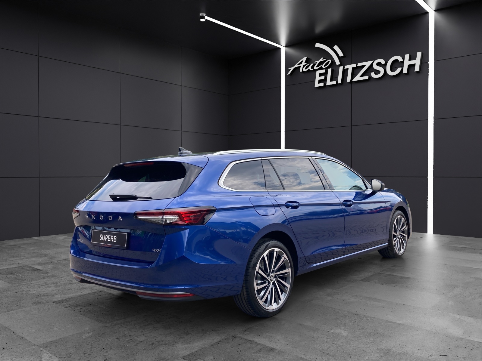 Fahrzeugabbildung SKODA Superb Combi L&K 2.0 TDI 142kW 4x4 L&K Matrix, Standheizung, AHZV