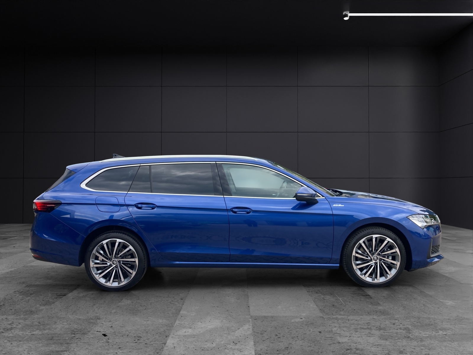 Fahrzeugabbildung SKODA Superb Combi L&K 2.0 TDI 142kW 4x4 L&K Matrix, Standheizung, AHZV