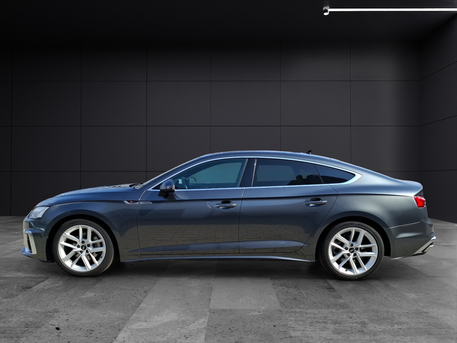 Fahrzeugabbildung Audi A5 Sportback 45 TFSI S-line S-tronic quattro Standhzg. Matrix AHK Navi B&O SH