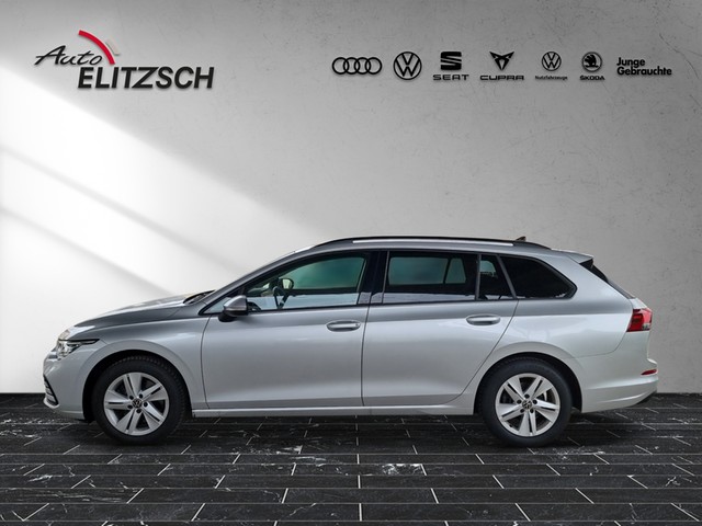 Fahrzeugabbildung Volkswagen Golf VIII Variant TDI DSG LED AHK Navi AID ACC PDC SH LM