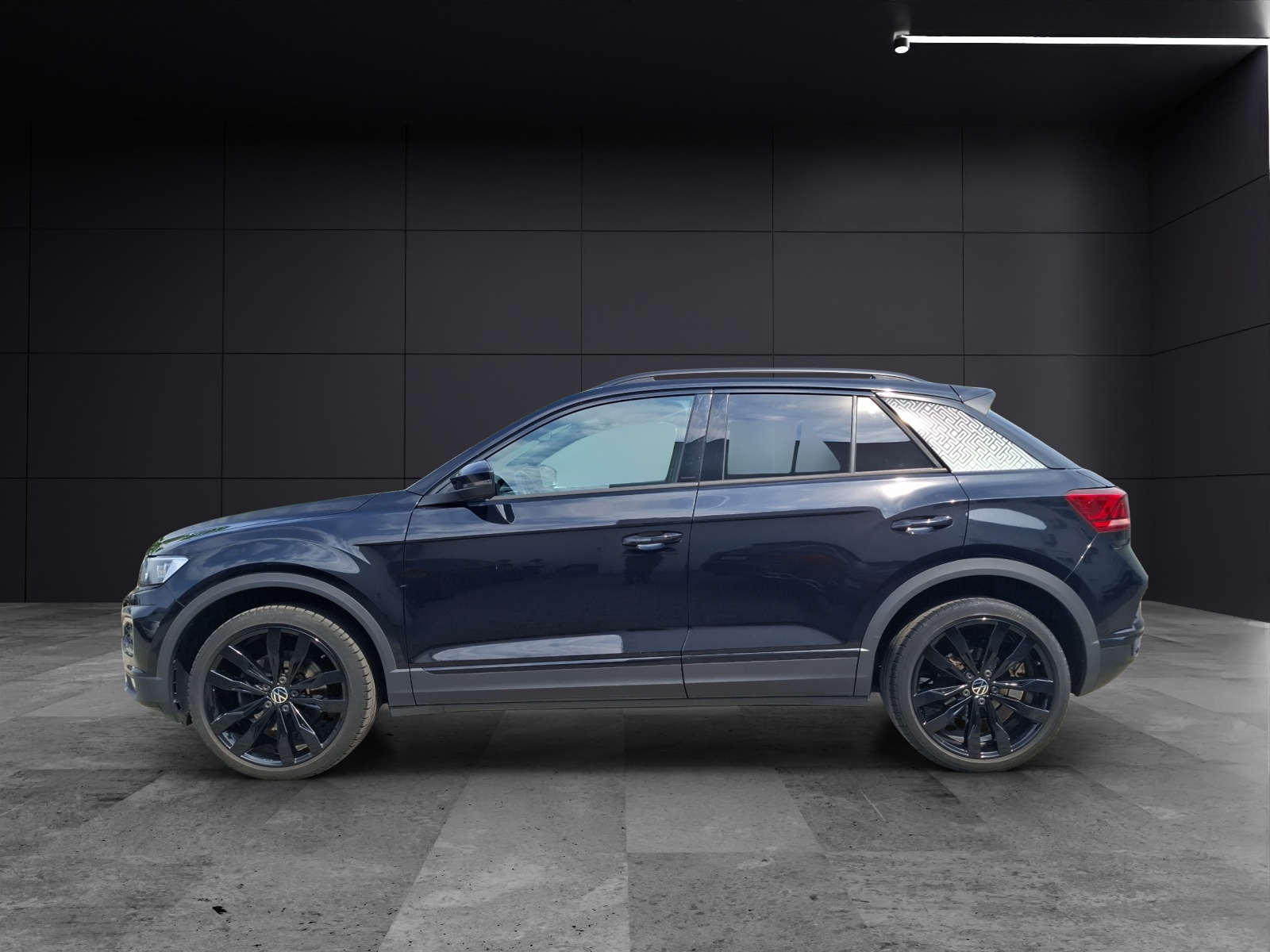 Fahrzeugabbildung Volkswagen T-Roc TSI Sport DSG LED AHK CarPlay ACC RFK SH 19