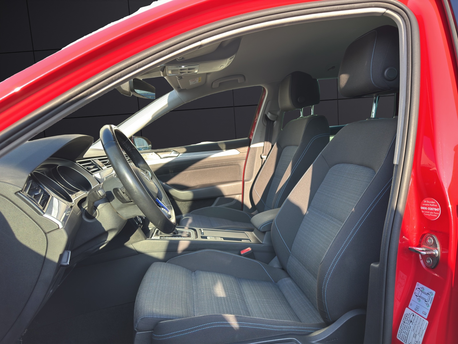 Fahrzeugabbildung Volkswagen Passat Variant GTE LED ACC AHK NAVI