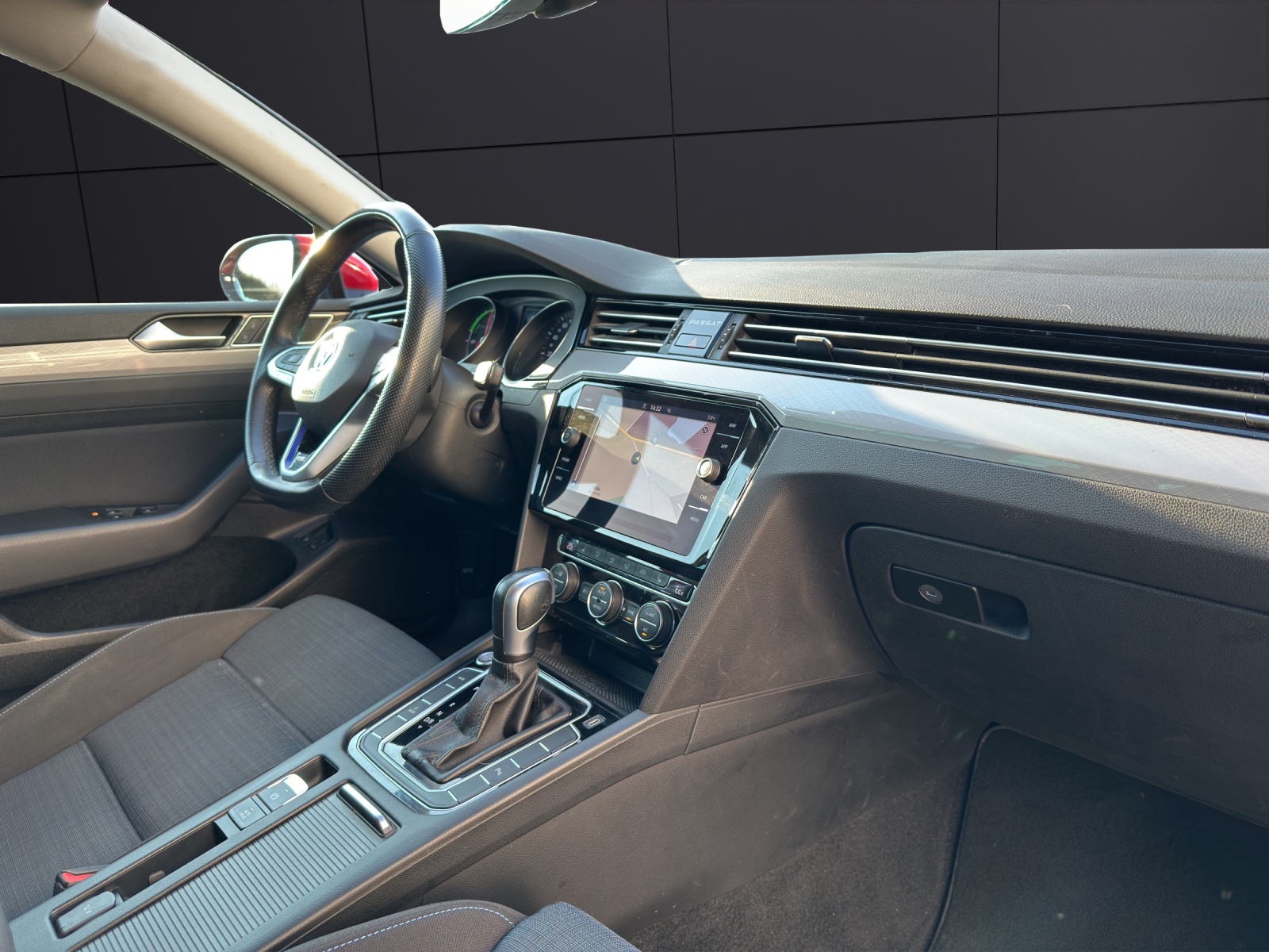 Fahrzeugabbildung Volkswagen Passat Variant GTE LED ACC AHK NAVI
