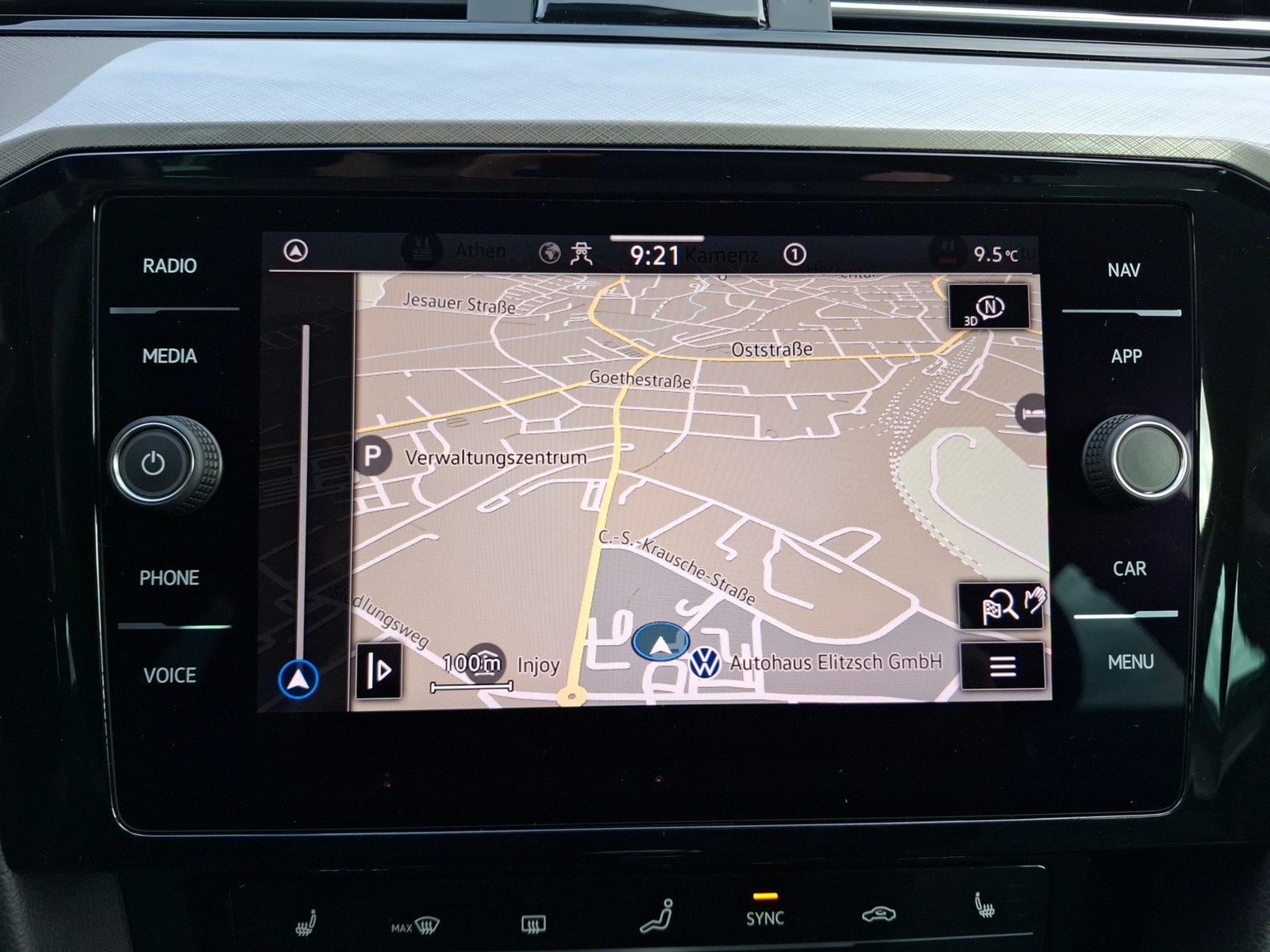 Fahrzeugabbildung Volkswagen Passat Variant TDI Business Matrix AHK Navi ACC RFK SH