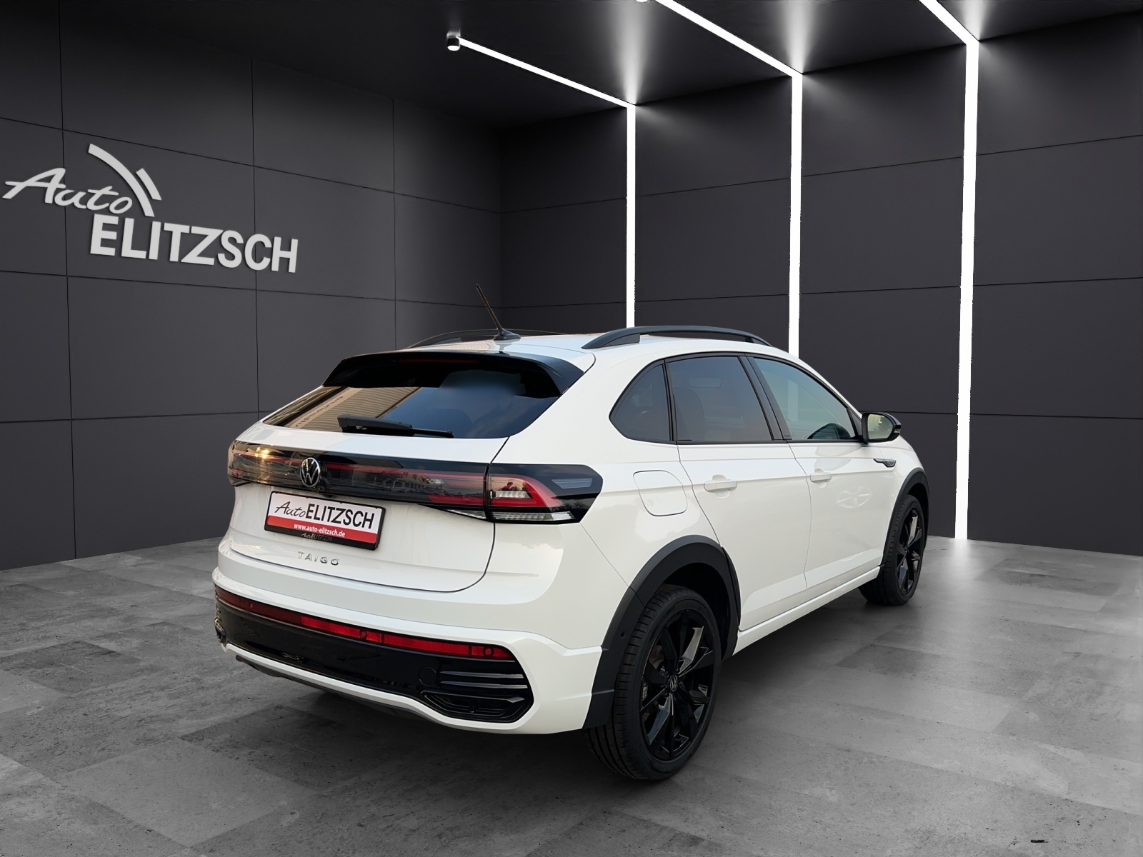 Fahrzeugabbildung Volkswagen Taigo R-Line TSI DSG Matrix RFK AppCon ACC SH NAVI R-Line TSI DSG Matrix RFK AppCon ACC SH NAVI