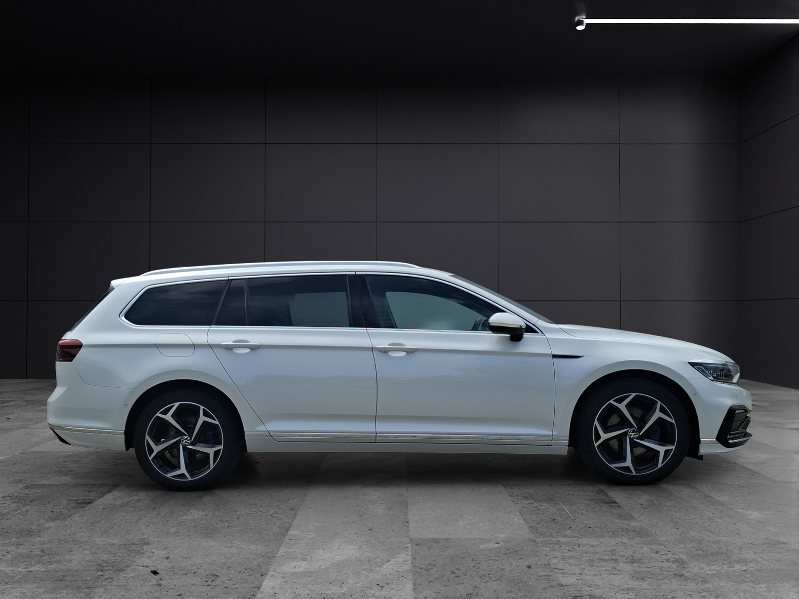 Fahrzeugabbildung Volkswagen Passat Variant GTE DSG Standhzg. Matrix AHK Navi AID RFK SH