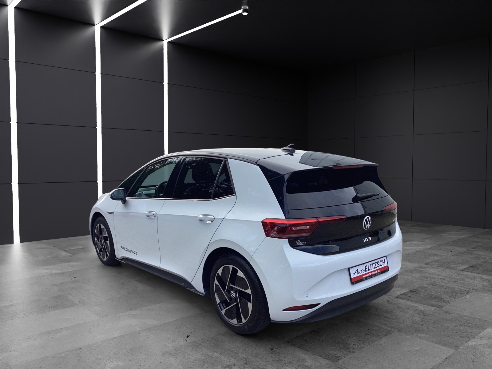 Fahrzeugabbildung Volkswagen ID.3 Pro Performance MATRIX ACC 18