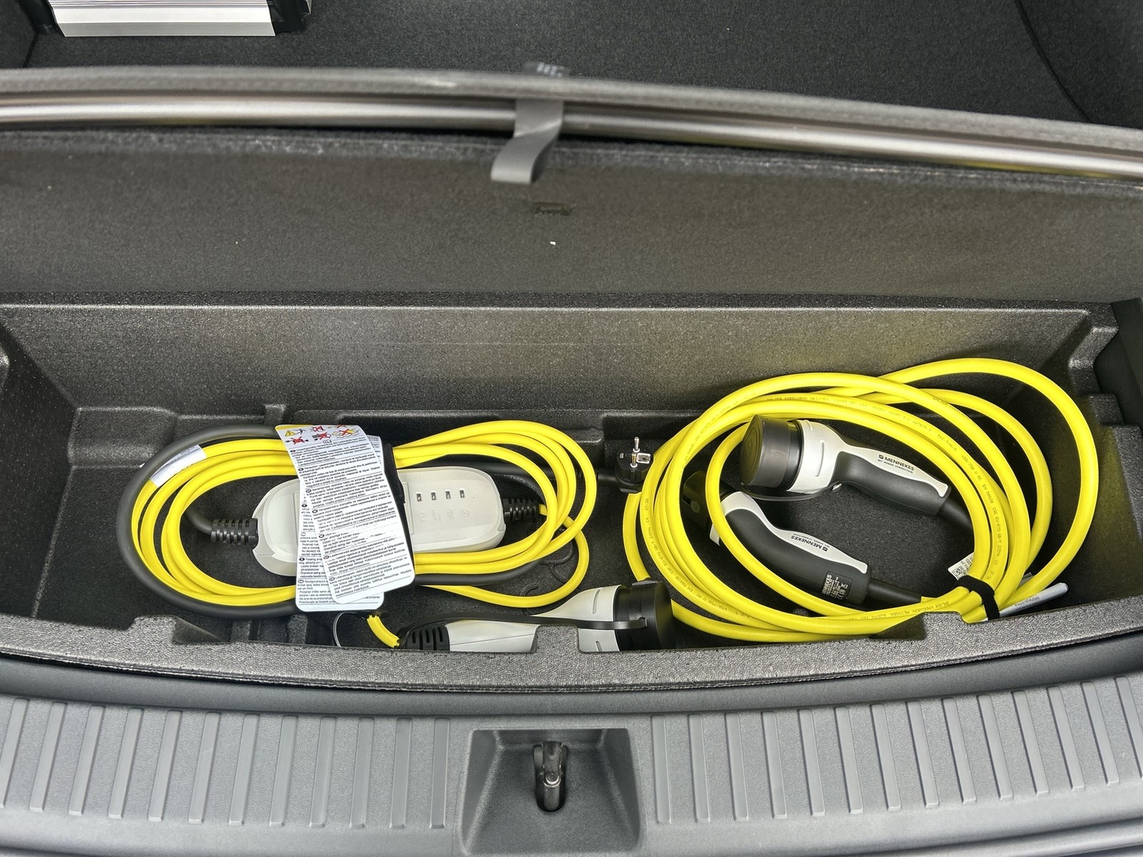 Fahrzeugabbildung SKODA Kodiaq iV Sportline AHK MATRIX 360° ASG