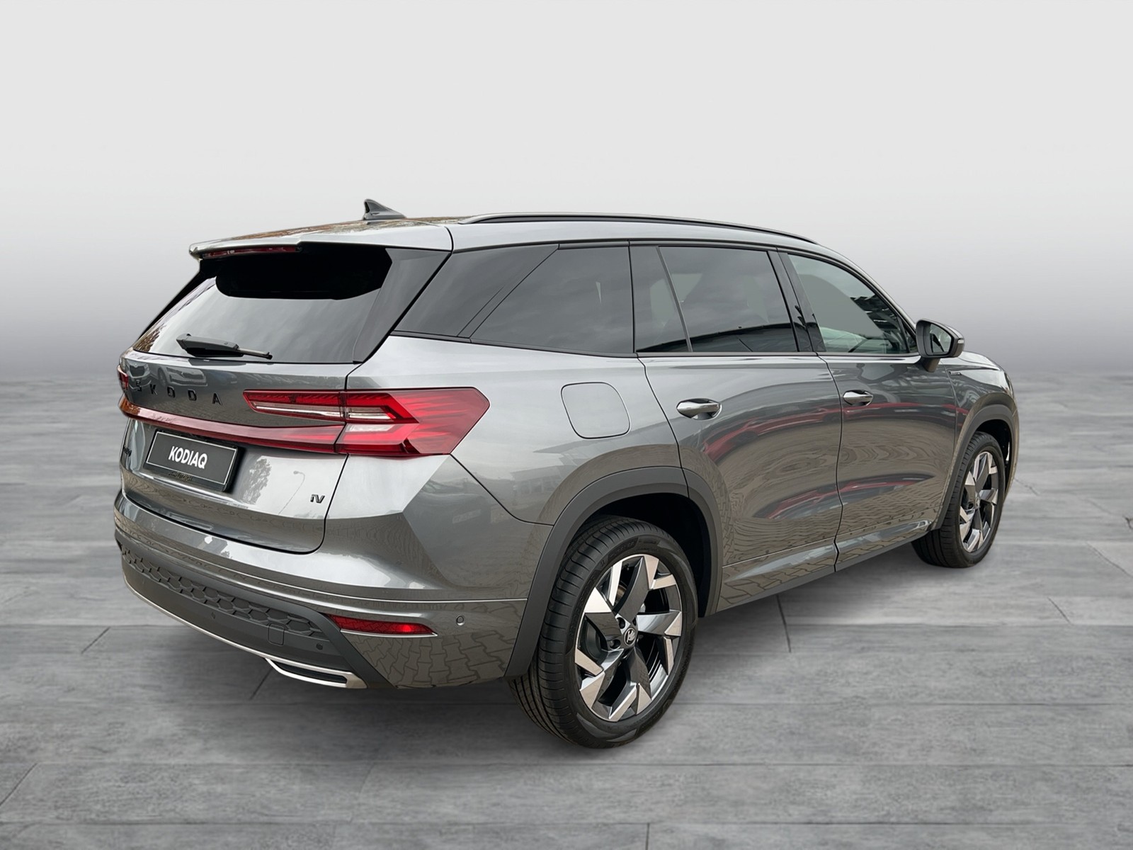Fahrzeugabbildung SKODA Kodiaq iV Sportline AHK MATRIX 360° ASG