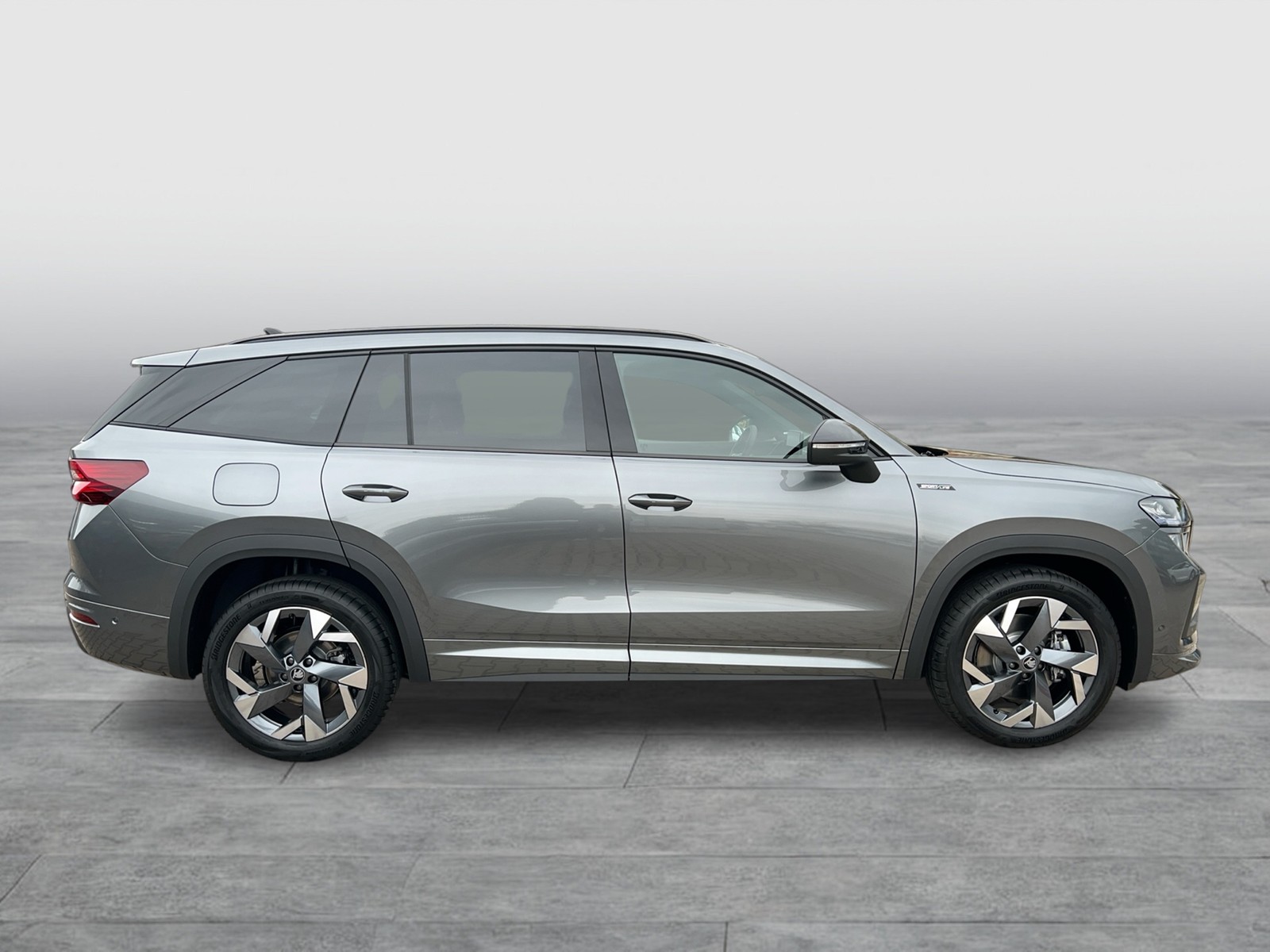 Fahrzeugabbildung SKODA Kodiaq iV Sportline AHK MATRIX 360° ASG