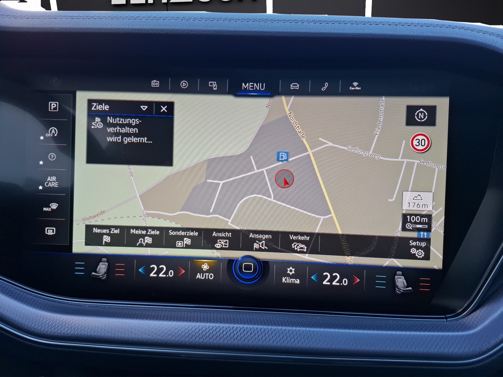 Fahrzeugabbildung Volkswagen Touareg TDI R-Line 4M Matrix AHK Pano Leder Luft AID ACC RFK SH 21