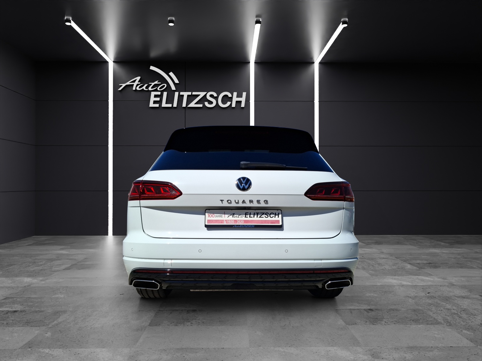 Fahrzeugabbildung Volkswagen Touareg TDI R-Line 4M Matrix AHK Pano Leder Luft AID ACC RFK SH 21