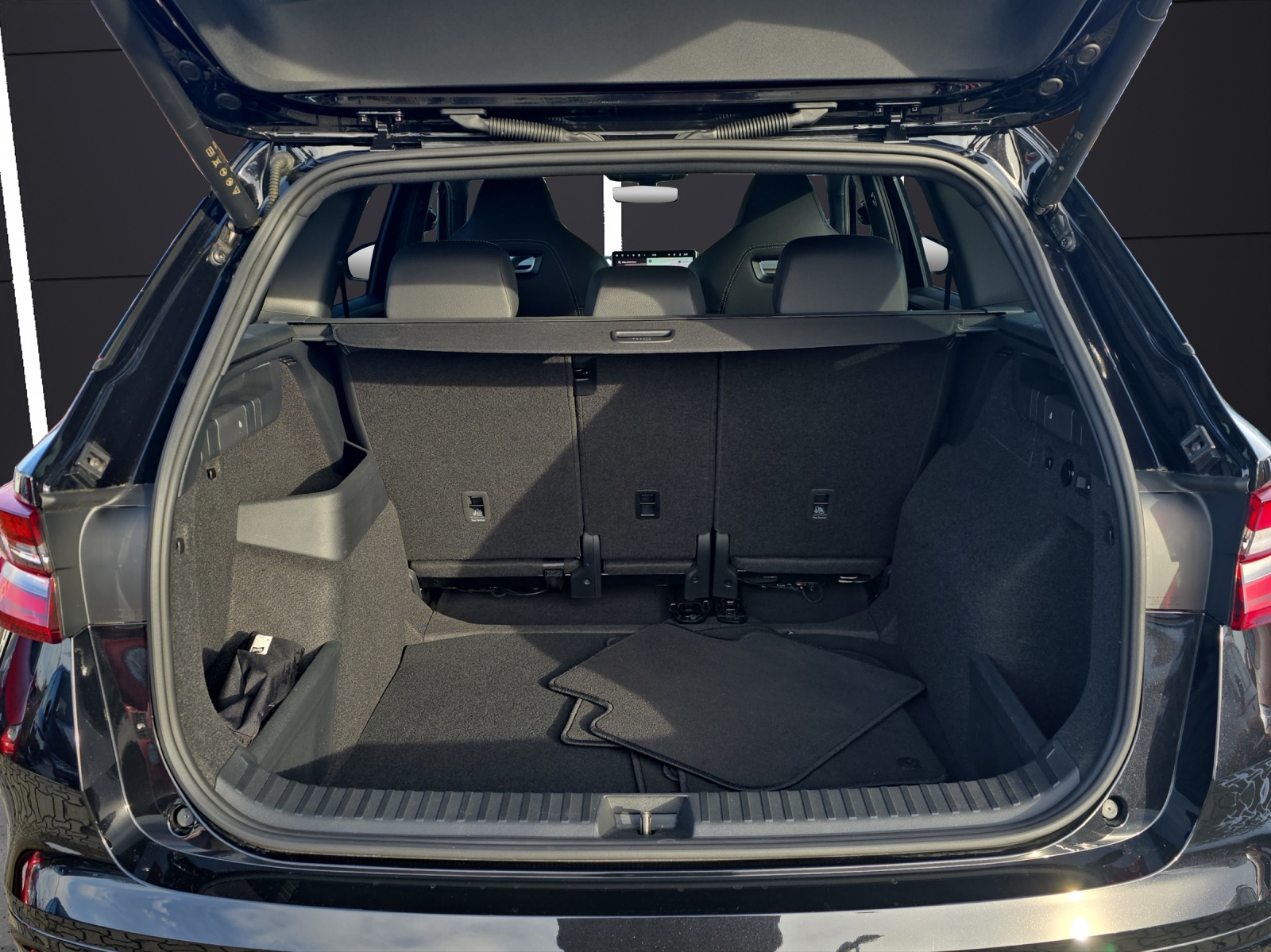 Fahrzeugabbildung SKODA Kodiaq 2.0 TDI 4x4 Sportline MATRIX AHZ ACC KAMERA