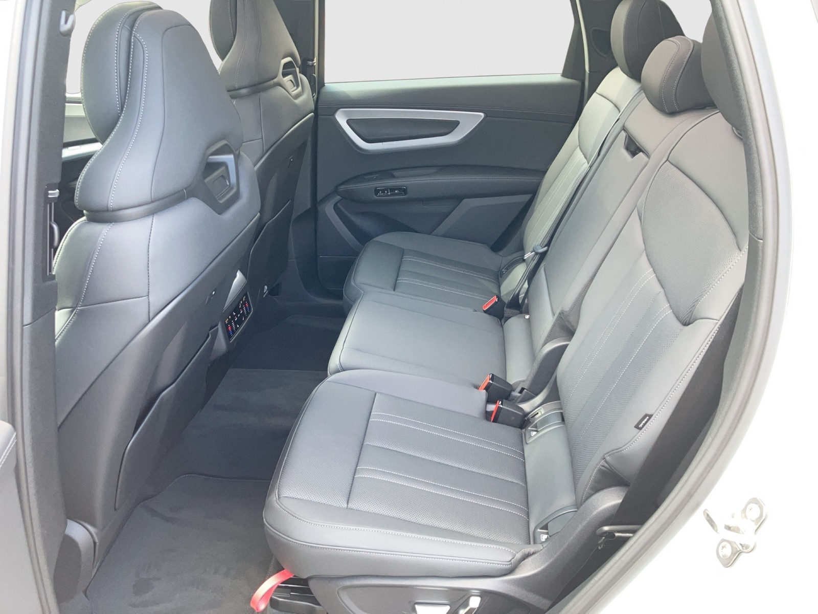 Fahrzeugabbildung Audi Q7 SUV TDI quattro MATRIX HEAD UP AHZV S line