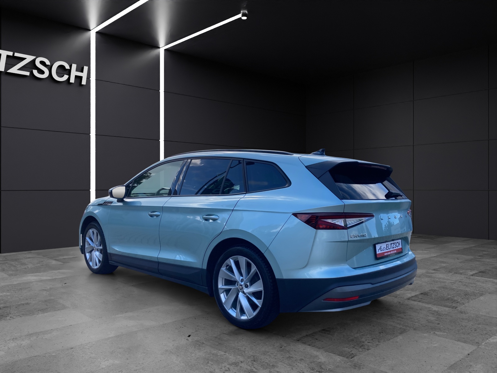 Fahrzeugabbildung SKODA ENYAQ iV 60 Lodge Matrix Navi Pano ACC RFK