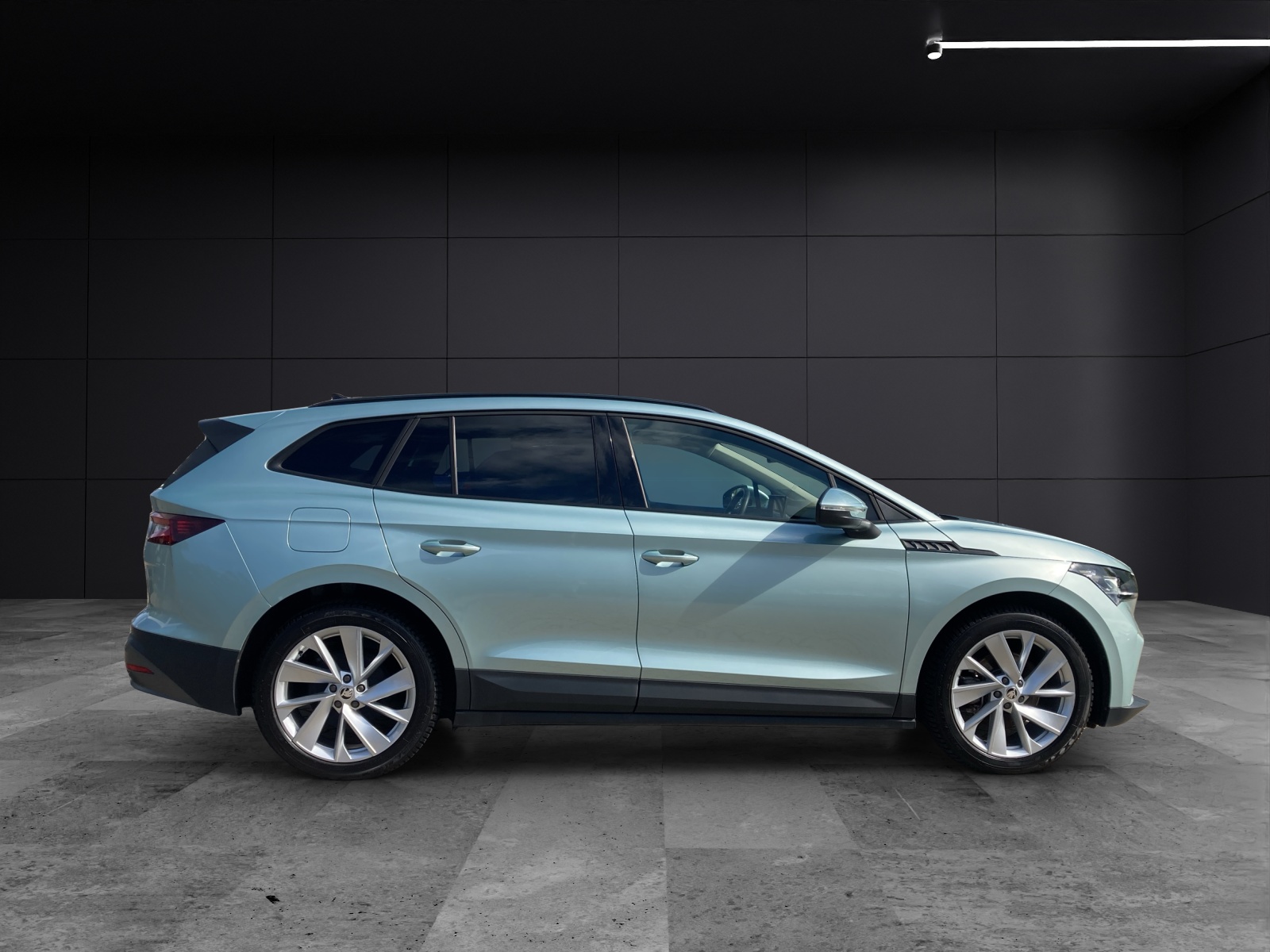 Fahrzeugabbildung SKODA ENYAQ iV 60 Lodge Matrix Navi Pano ACC RFK