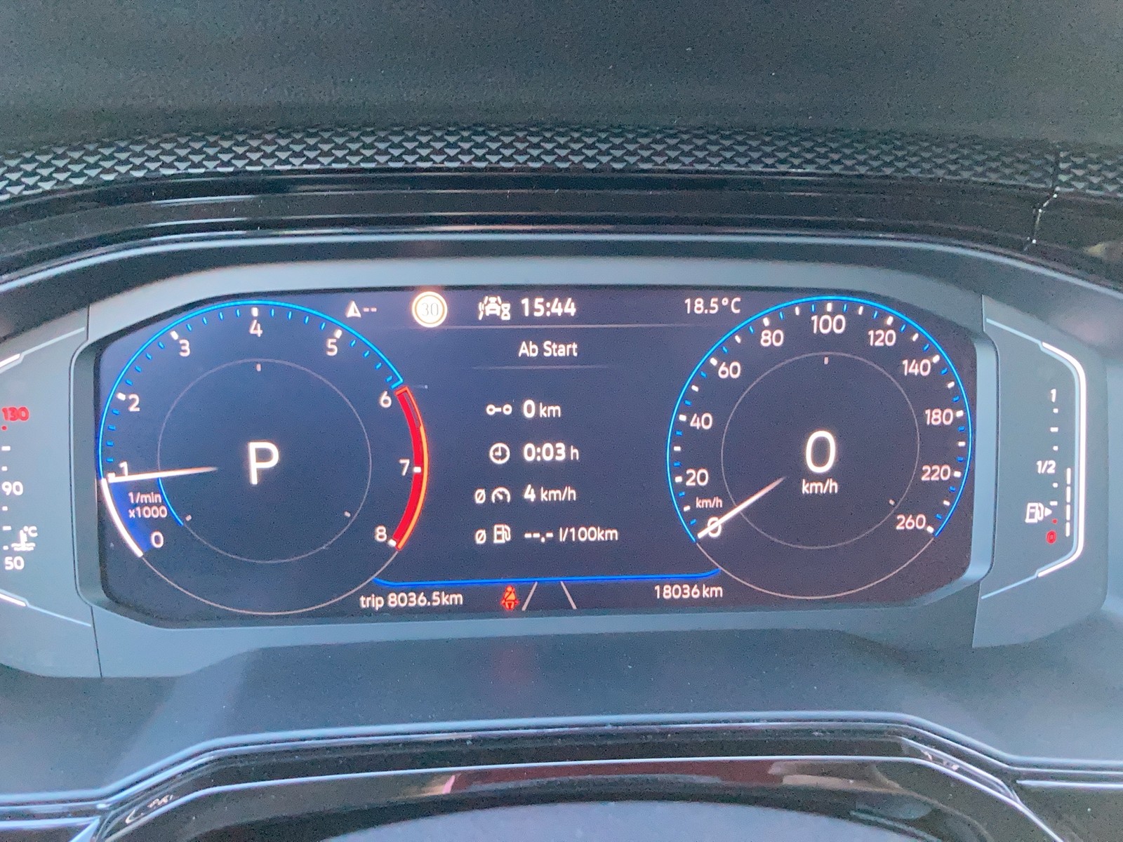 Fahrzeugabbildung Volkswagen Polo TSI Active DSG LED Navi ACC PDC SH