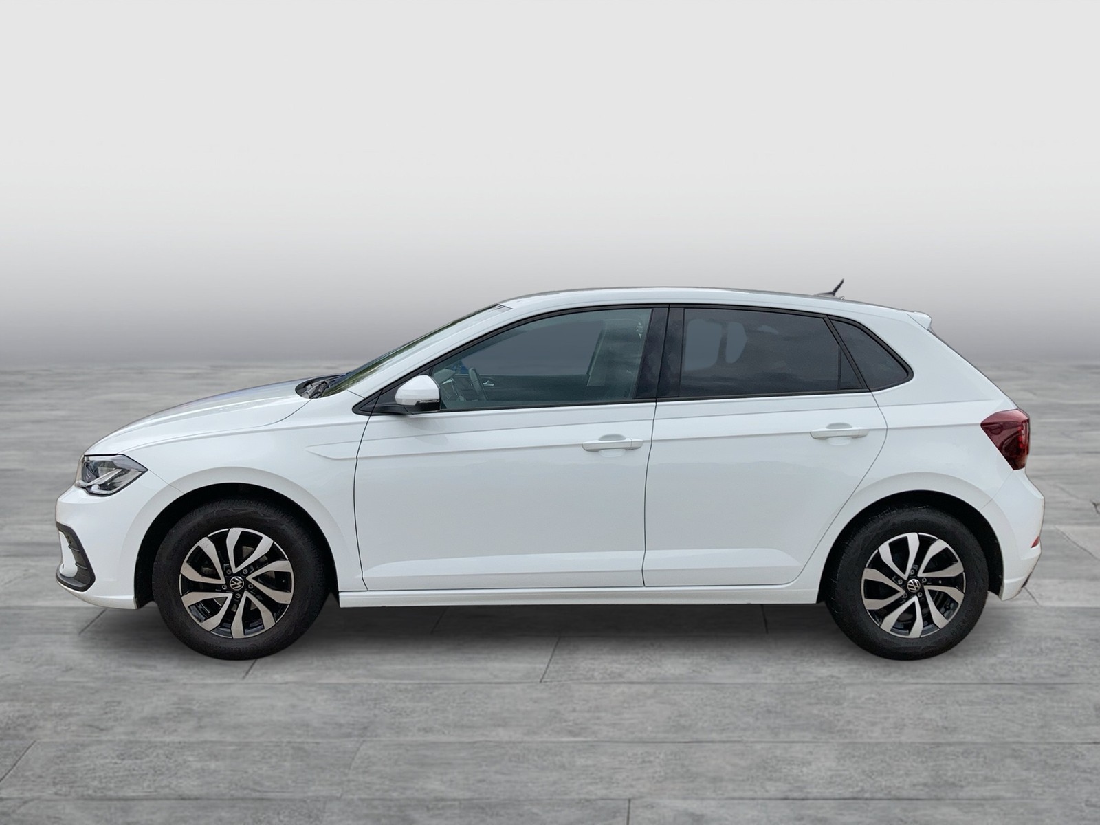 Fahrzeugabbildung Volkswagen Polo TSI Active DSG LED Navi ACC PDC SH