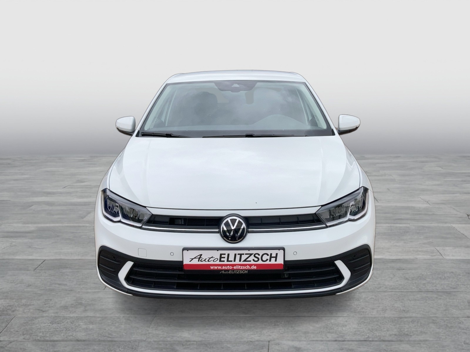 Fahrzeugabbildung Volkswagen Polo TSI Active DSG LED Navi ACC PDC SH