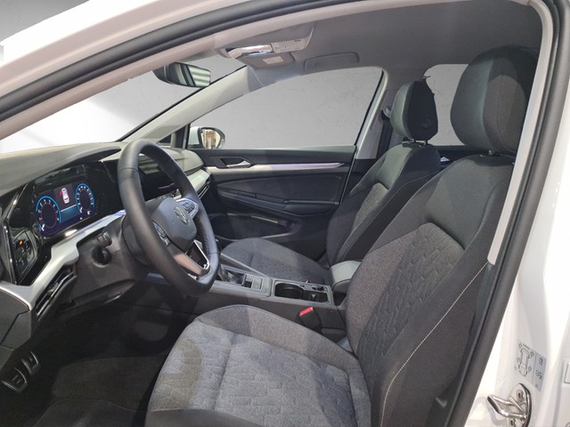 Fahrzeugabbildung Volkswagen Golf VIII TSI Move Kamera Navi LED VC