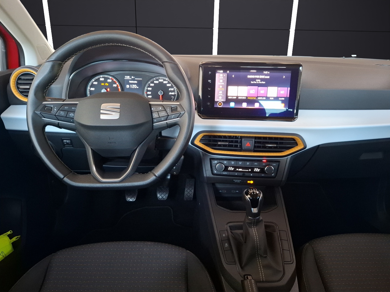 Fahrzeugabbildung SEAT Ibiza TSI Style LED Navi Climatronic GRA SHZ LM
