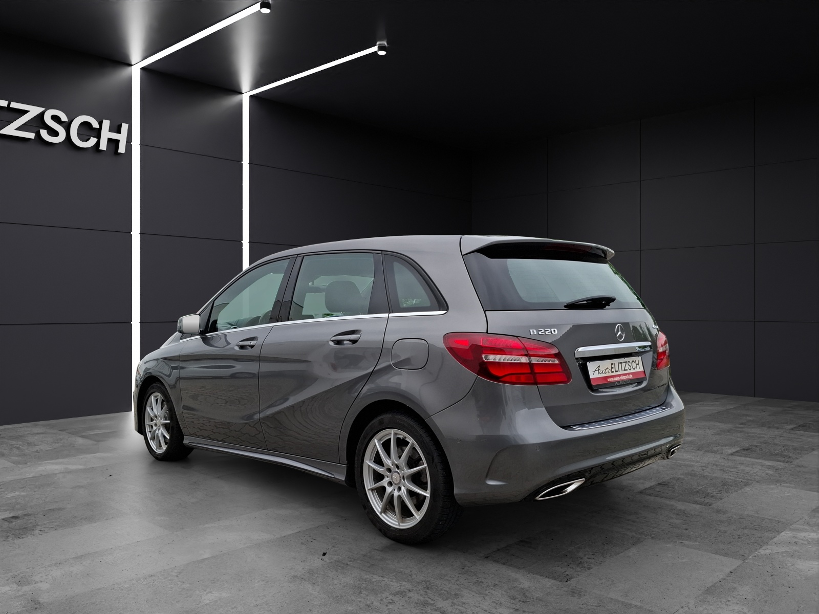 Fahrzeugabbildung Mercedes-Benz B 220 AMG-Line 4Matic LED Navi GRA 18