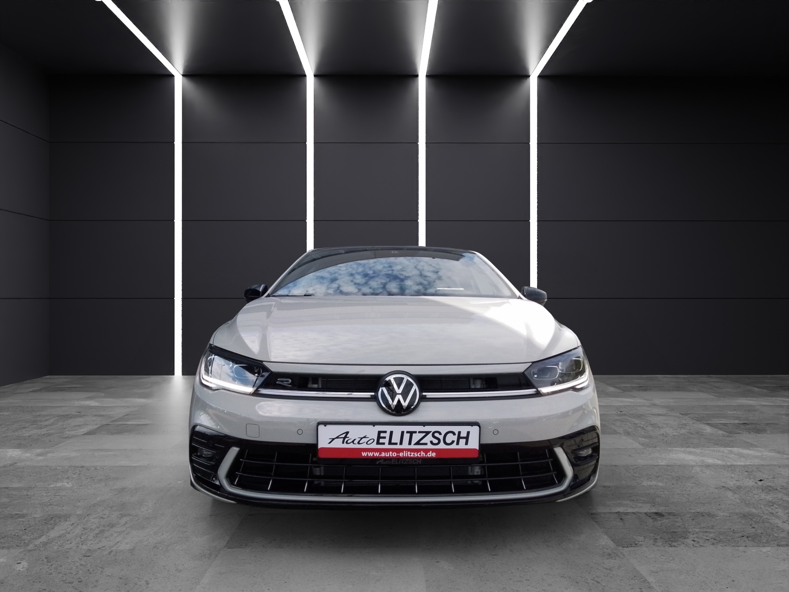 Fahrzeugabbildung Volkswagen Polo R-Line DSG NAVI LED AppConnect